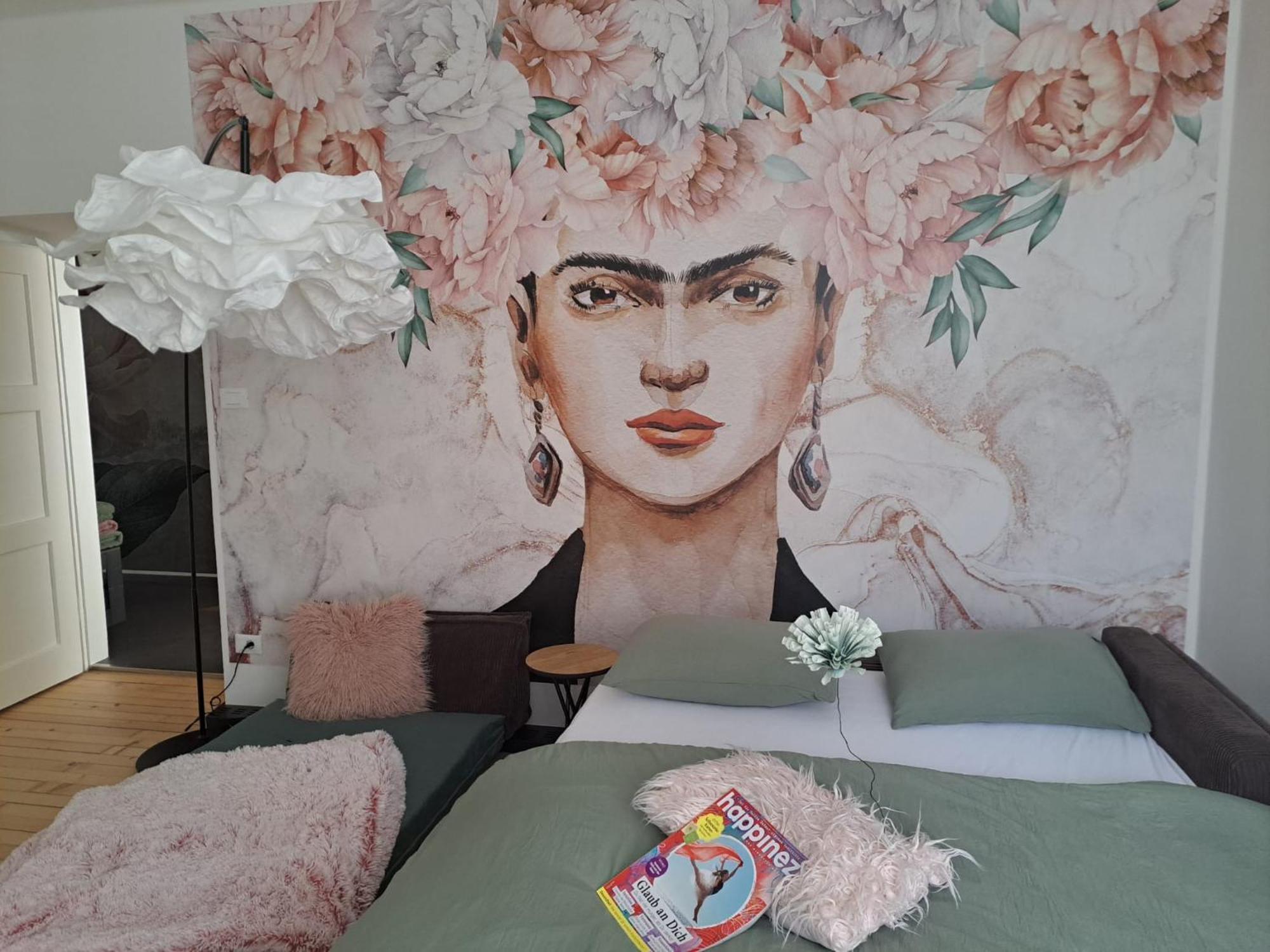 Apartment Wildflower In Privatvilla Im Herzen Merans מראה חיצוני תמונה