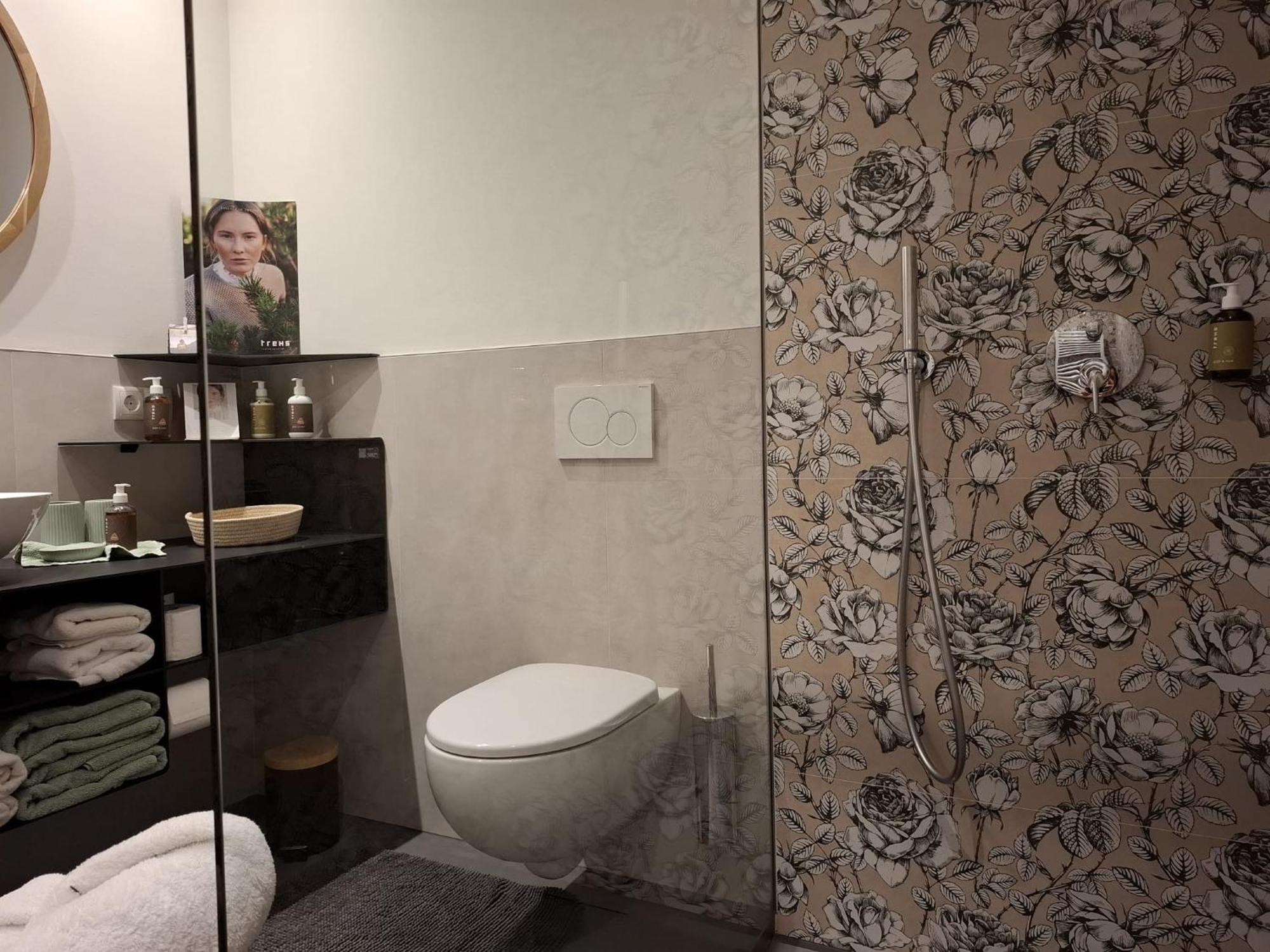 Apartment Wildflower In Privatvilla Im Herzen Merans מראה חיצוני תמונה